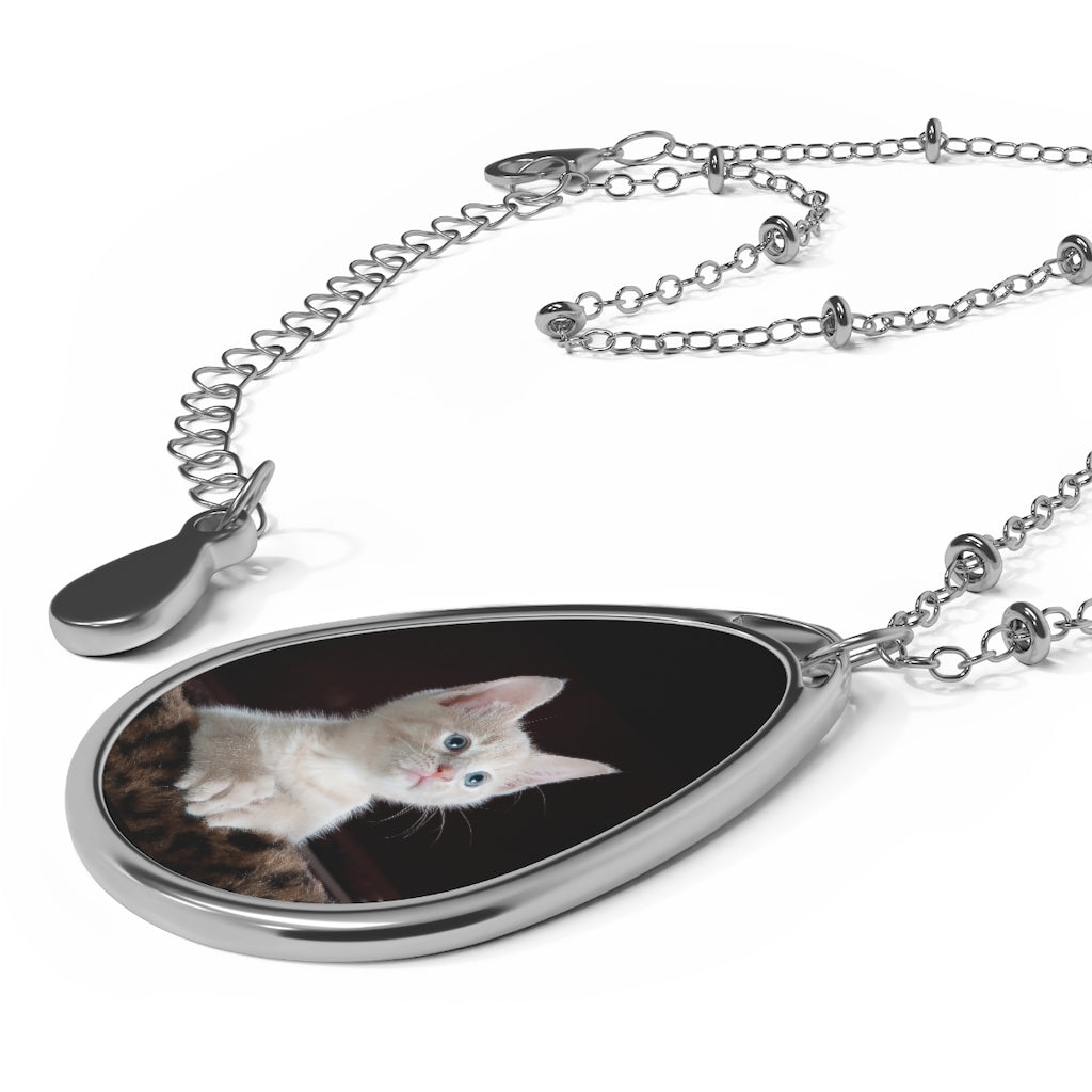 Kitty Love - Oval Necklace
